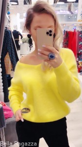 Mięciutki sweterek Missu