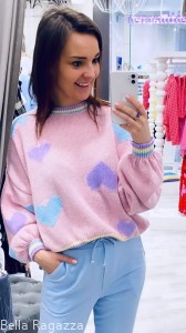 Sweter w serduszka JOKO pink