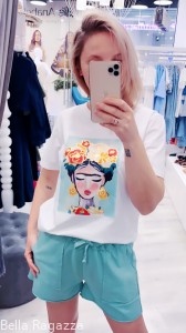 T-shirt z grafiką KAHLO